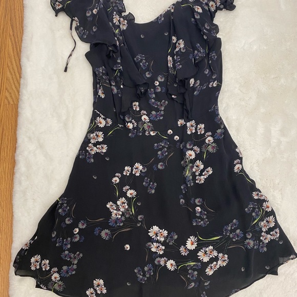 Juicy Couture Floral Flutter Sleeve Dress - Picture 7 of 8